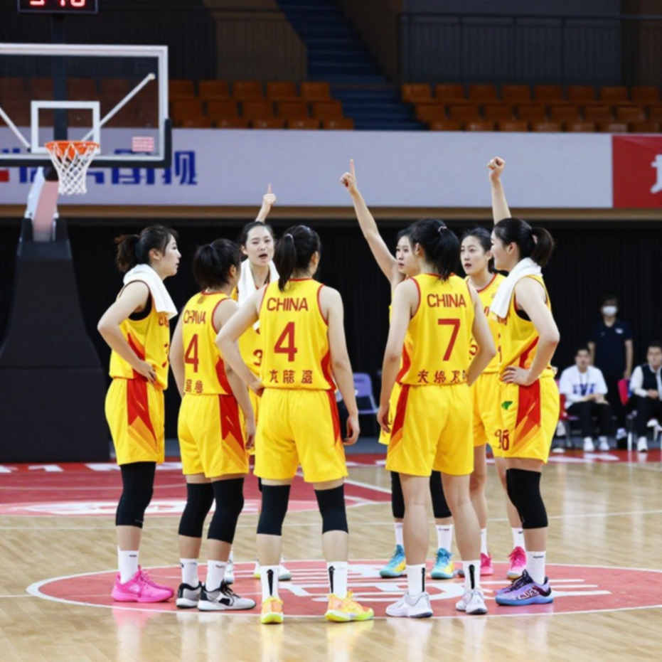 Vietnam U16 lose 2-4 to Australia U16: four goals conceded in 38 minutes and the space behind the midfield line