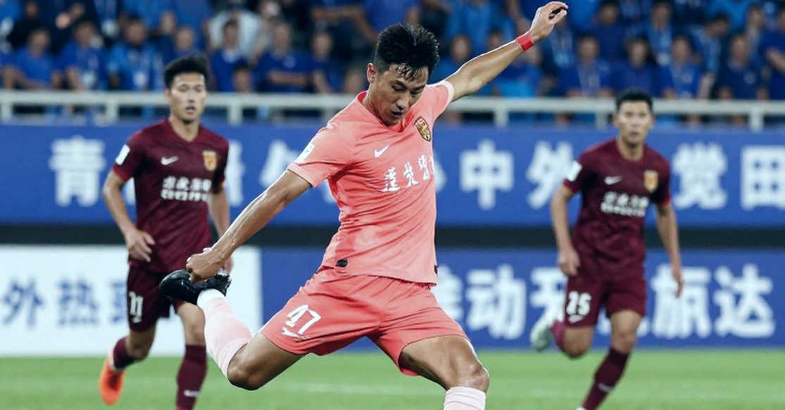 Khi FIFA gác lại đề xuất FFE: 94% giá trị cầu thủ và những chiếc ghế trống