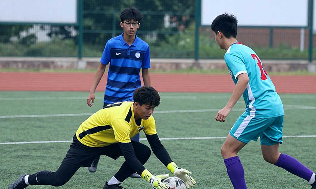 Việt Nam 1-0 Philippines: ba điểm đứng trên một nền móng đang nứt