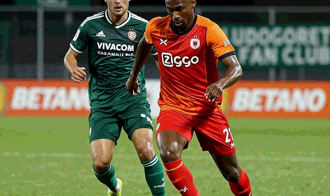 Đồng Nai FC gặp Công An Hà Nội: một mình Công Phượng giữa vòng vây nhà vô địch Đồng Nai FC gặp Công An Hà Nội: một mình Công Phượng giữa vòng vây nhà vô địch