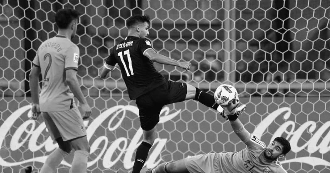 The Silence of the Pitch: When Vietnamese Football Cannot Be Measured by Numbers The Silence of the Pitch: When Vietnamese Football Cannot Be Measured by Numbers