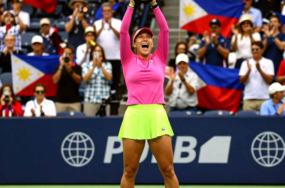 Elise Mertens hạ Iga Swiatek ở Bắc Kinh: cú tiebreak 7-6(0) mở cánh cửa bán kết WTA 1000 đầu tiên kể từ 2026