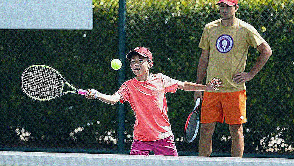 Alcaraz ở Japan Open: Đọc lại chuỗi 16 điểm rơi và dấu hiệu chưa lành ở cổ tay phải